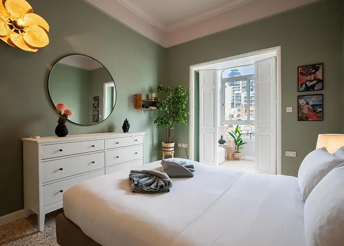 Sumptuous 2 Bedrooms Townhouse With Large Roof Terrace, Hot Tub & Sea View Gostj-2 Tatil Evi *