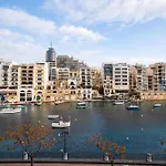 Sumptuous 2 Bedrooms Townhouse With Large Roof Terrace, Hot Tub & Sea View Gostj-2 *