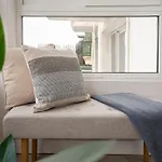 Sumptuous 2 Bedrooms Townhouse With Large Roof Terrace, Hot Tub & Sea View Gostj-2 Ferienhaus