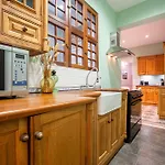 Sumptuous 2 Bedrooms Townhouse With Large Roof Terrace, Hot Tub & Sea View Gostj-2 Ferienhaus San Ġiljan