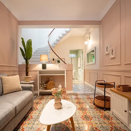 Sumptuous 2 Bedrooms Townhouse With Large Roof Terrace, Hot Tub & Sea View Gostj-2 *