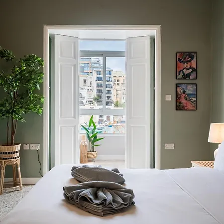 Nyaraló Sumptuous 2 Bedrooms Townhouse With Large Roof Terrace, Hot Tub & Sea View Gostj-2