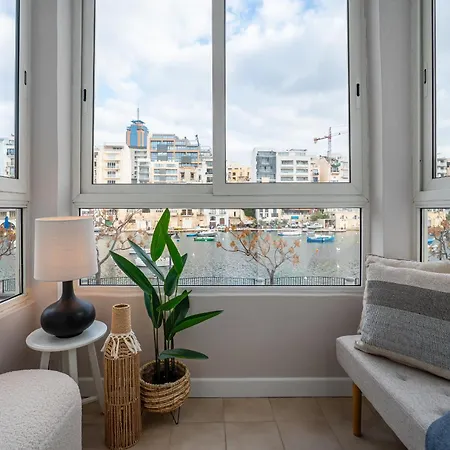 Sumptuous 2 Bedrooms Townhouse With Large Roof Terrace, Hot Tub & Sea View Gostj-2