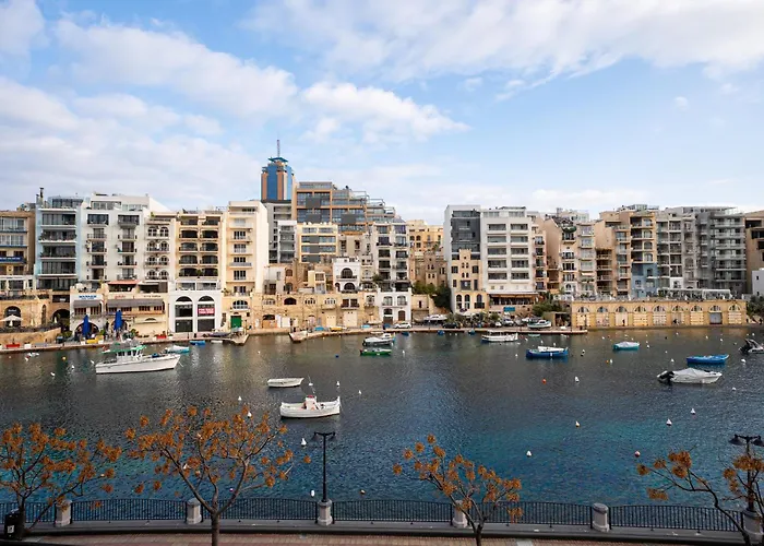 Sumptuous 2 Bedrooms Townhouse With Large Roof Terrace, Hot Tub & Sea View Gostj-2 *