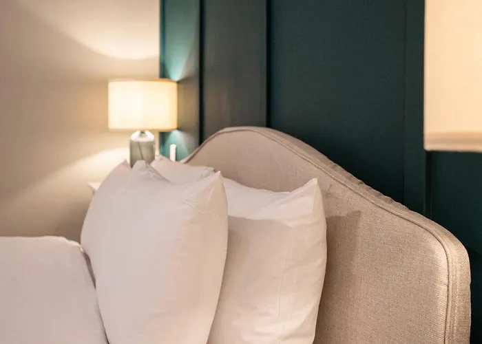 Sumptuous 2 Bedrooms Townhouse With Large Roof Terrace, Hot Tub & Sea View Gostj-2 * St. Julian's