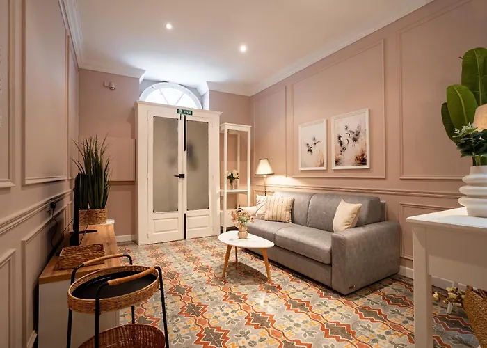 Sumptuous 2 Bedrooms Townhouse With Large Roof Terrace, Hot Tub & Sea View Gostj-2 * St. Julian's